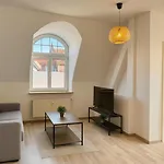 Raha - Ihr Komfortables Zuhause - Hbf - Vollausgestattet - Privat Parkplatz Apartamento