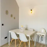 Raha - Ihr Komfortables Zuhause - Hbf - Vollausgestattet - Privat Parkplatz *