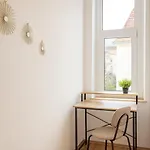 Raha - Ihr Komfortables Zuhause - Hbf - Vollausgestattet - Privat Parkplatz Διαμέρισμα