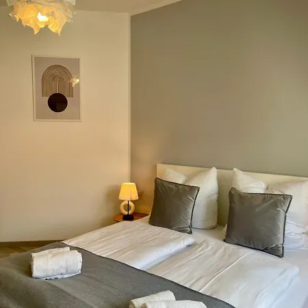 Apartment Raha - Ihr Komfortables Zuhause - Hbf - Vollausgestattet - Gratis Parkplatz *
