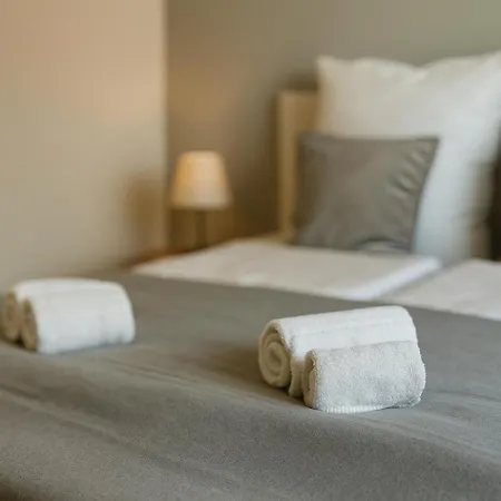 Raha - Ihr Komfortables Zuhause - Hbf - Vollausgestattet - Privat Parkplatz * Erfurt