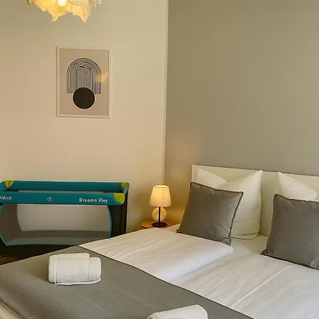 Raha - Ihr Komfortables Zuhause - Hbf - Vollausgestattet - Privat Parkplatz *