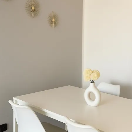 Appartement Raha - Ihr Komfortables Zuhause - Hbf - Vollausgestattet - Privat Parkplatz Erfurt