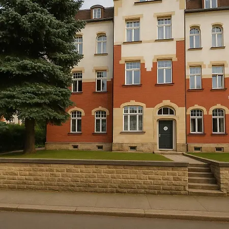 Raha - Ihr Komfortables Zuhause - Hbf - Vollausgestattet - Privat Parkplatz Apartamento