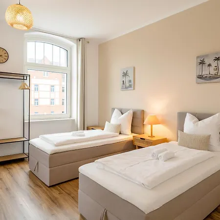 Raha - Ihr Komfortables Zuhause - Hbf - Vollausgestattet - Privat Parkplatz Apartamento