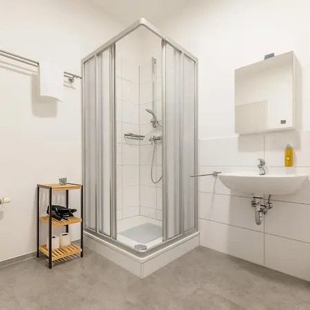 Raha - Ihr Komfortables Zuhause - Hbf - Vollausgestattet - Privat Parkplatz Appartamento Erfurt