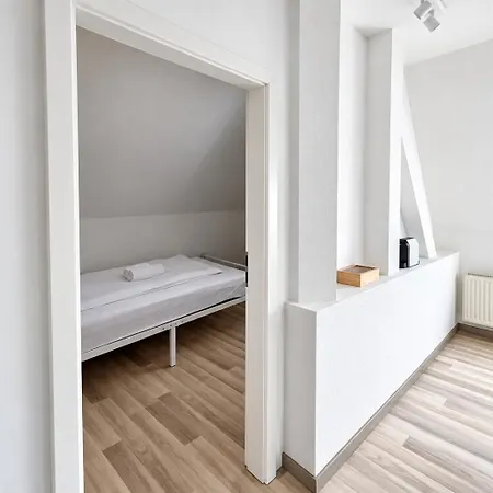 Raha - Ihr Komfortables Zuhause - Hbf - Vollausgestattet - Privat Parkplatz Apartment *