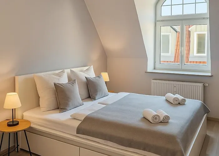 Raha - Ihr Komfortables Zuhause - Hbf - Vollausgestattet - Privat Parkplatz Apartamento Érfurt