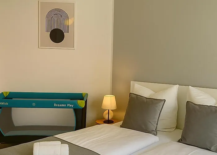 Raha - Ihr Komfortables Zuhause - Hbf - Vollausgestattet - Privat Parkplatz *