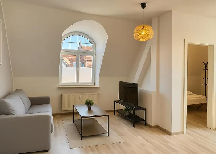 Raha - Ihr Komfortables Zuhause - Hbf - Vollausgestattet - Privat Parkplatz Apartamento