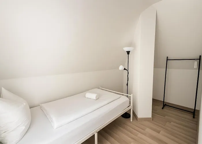 Raha - Ihr Komfortables Zuhause - Hbf - Vollausgestattet - Privat Parkplatz *