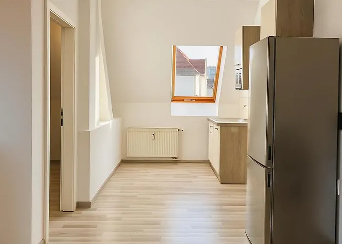 Raha - Ihr Komfortables Zuhause - Hbf - Vollausgestattet - Privat Parkplatz Apartamento Érfurt