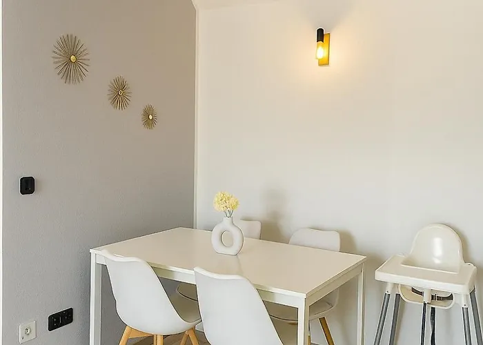 Raha - Ihr Komfortables Zuhause - Hbf - Vollausgestattet - Privat Parkplatz *