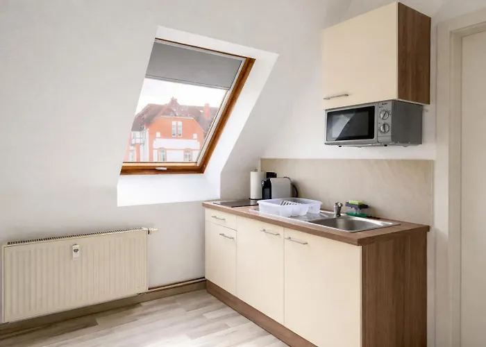 Raha - Ihr Komfortables Zuhause - Hbf - Vollausgestattet - Privat Parkplatz Apartamento Érfurt